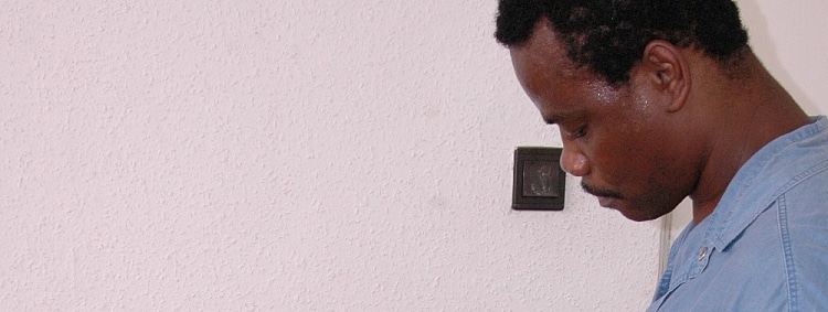 210720 spanking carlos